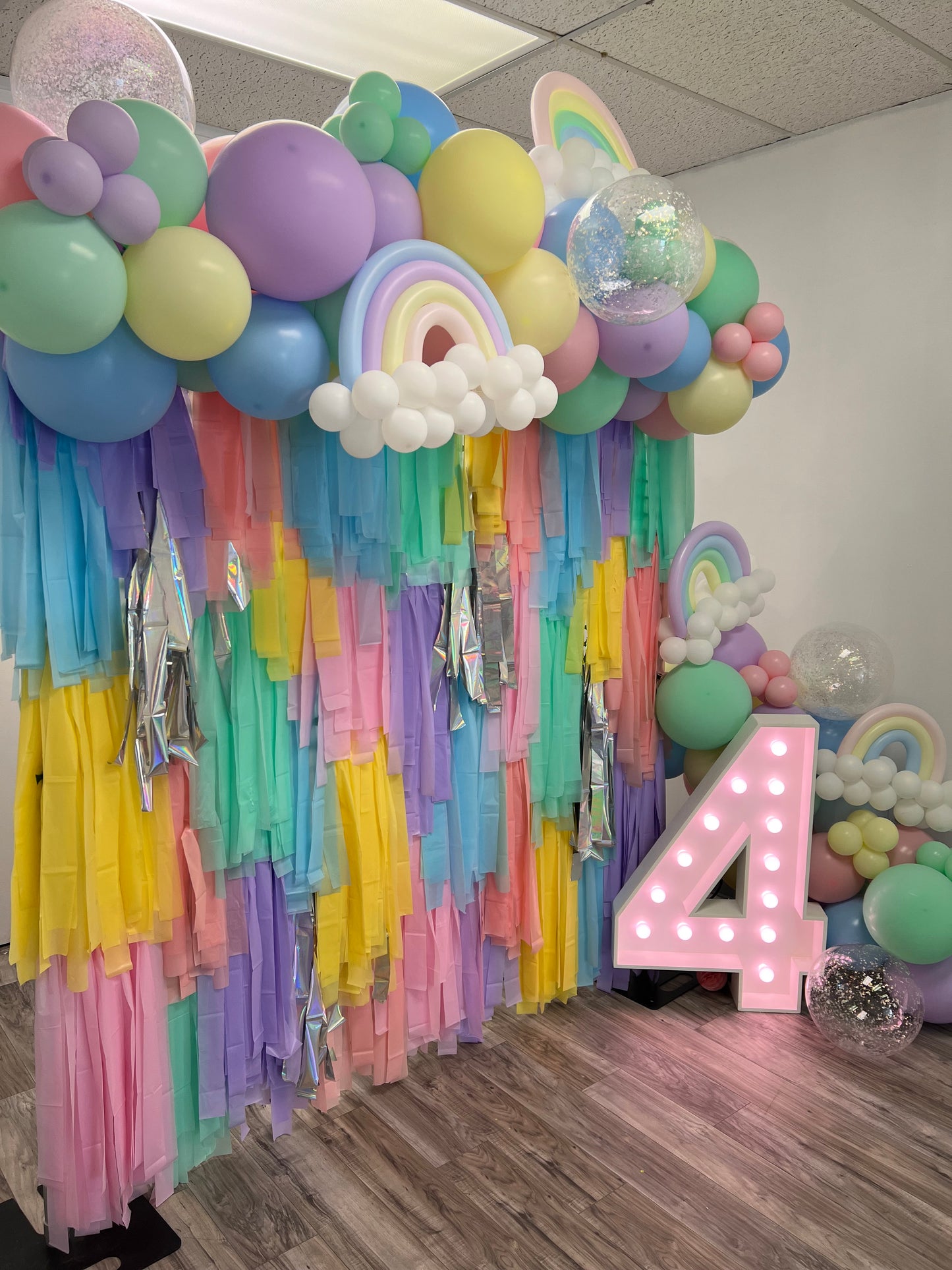 Tassel Wall