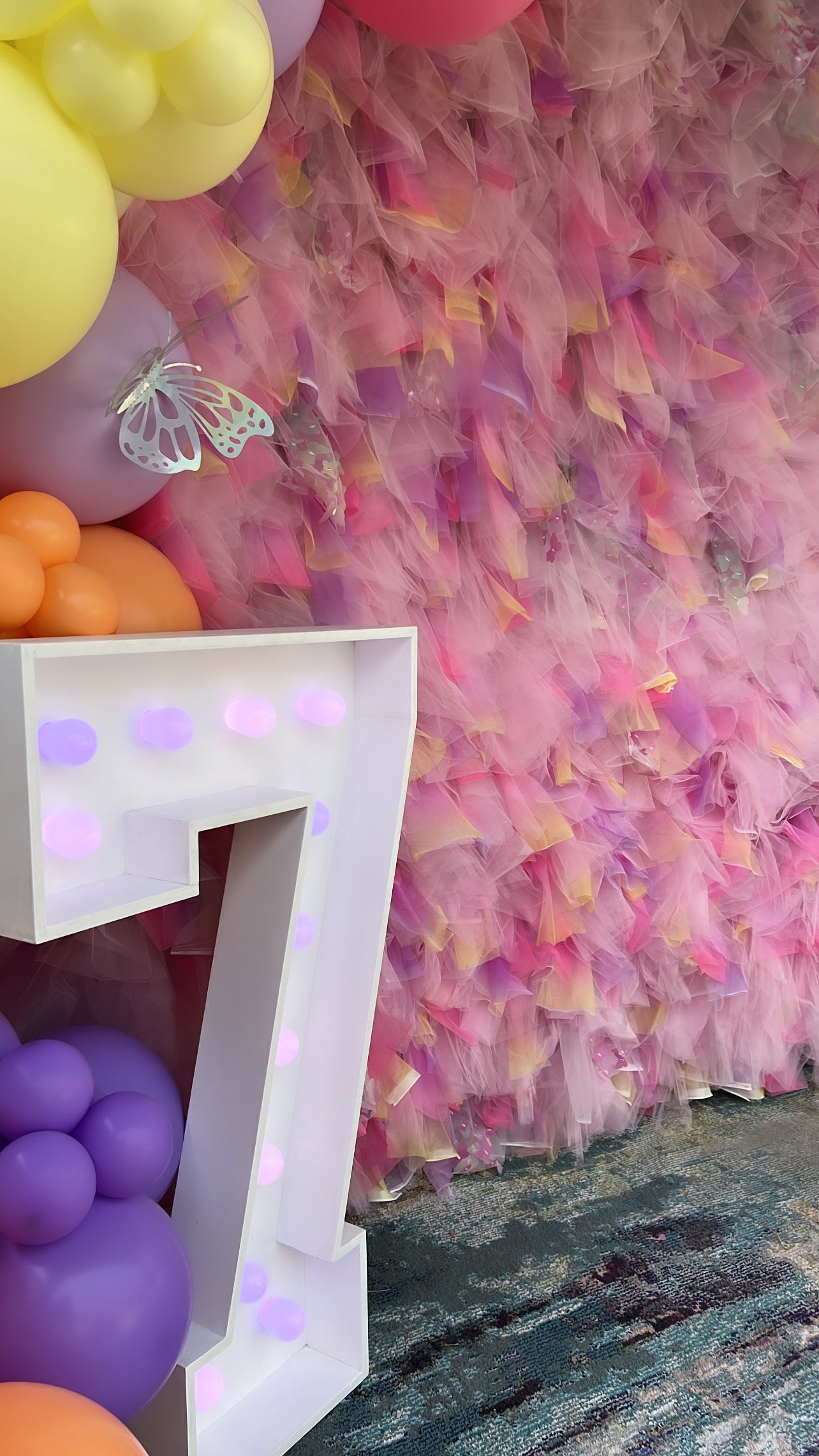 Tulle Wall